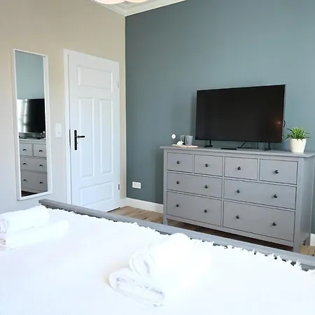 Lindenhof Family 2br & Bunkbed In Neuenburg アパート *