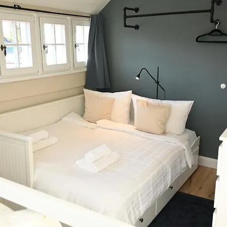 Lindenhof Family 2br & Bunkbed In Neuenburg Zetel