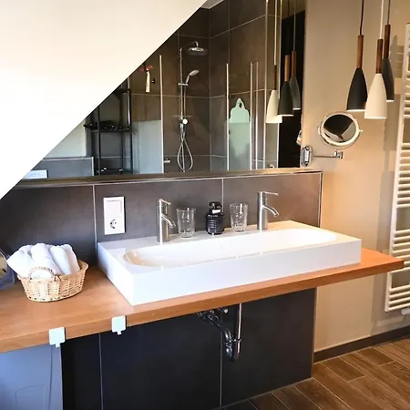 Lindenhof Family 2br & Bunkbed In Neuenburg アパート